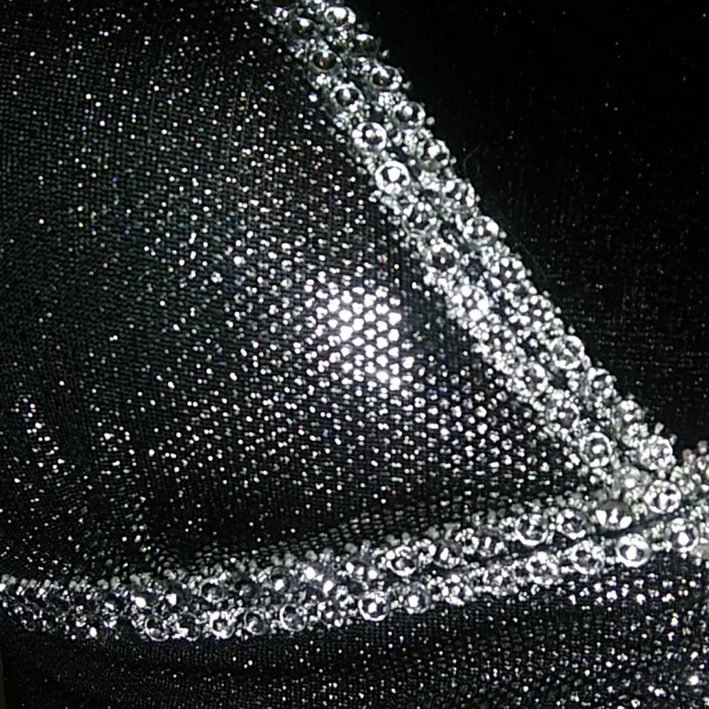 Dress - Picture 7 of 7